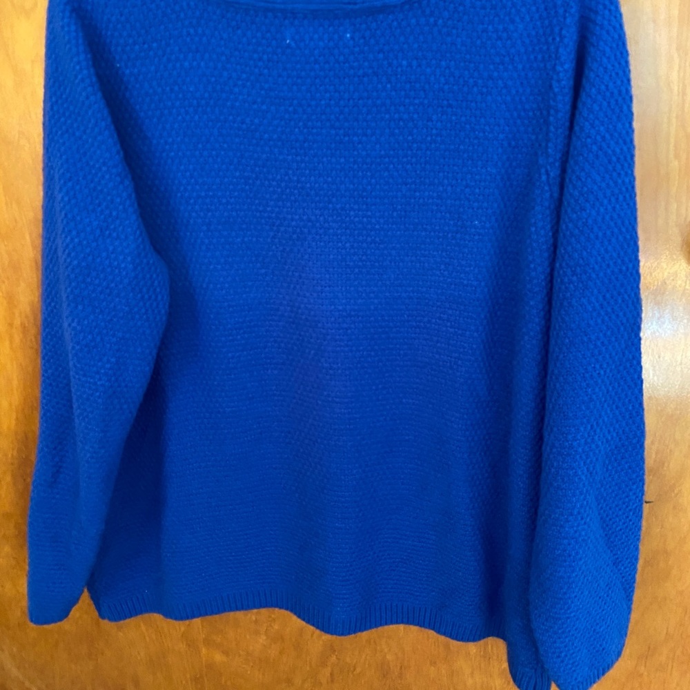Croft & Barrow royal blue sweater. PXL - Picture 2 of 2